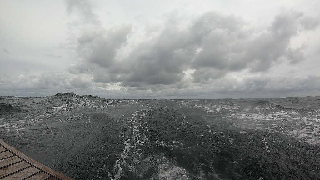 GH010457_Moment2.jpg